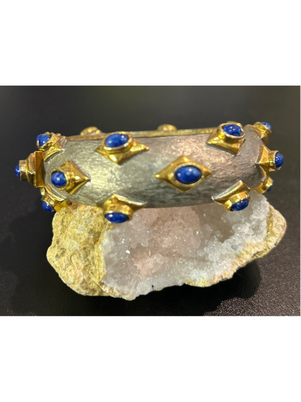 Women's KJL textured "Mogul" style textured gold-tone and silver-tone faux lapis - Picture 6 of 13